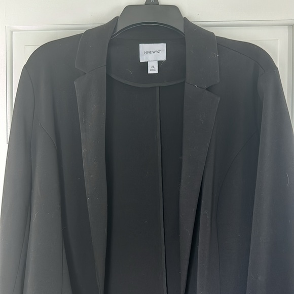 Women’s black oversized blazer - Picture 2 of 3
